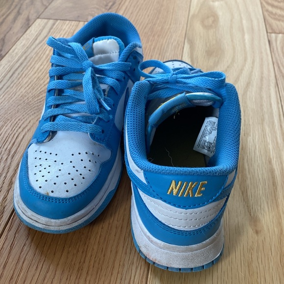 Women’s Dunks low 7.5 - Picture 4 of 5